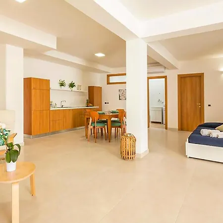 3 Bedroom Lovely In Holiday home Marina di Modica