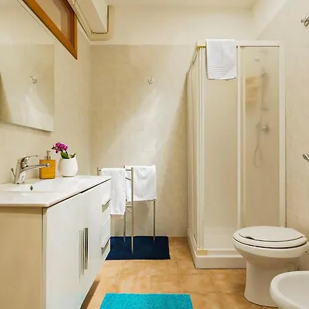 3 Bedroom Lovely In *